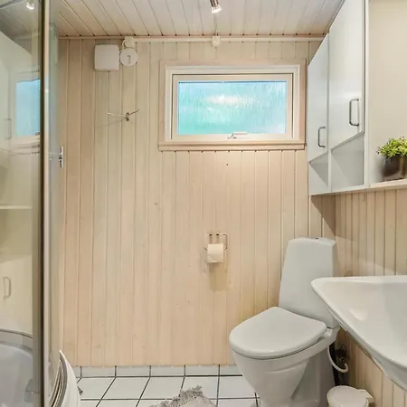 Vackert Hus Med 3 Sovrum I *