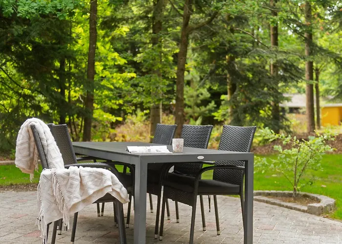 3 Bedroom Beautiful In بيت للعطل